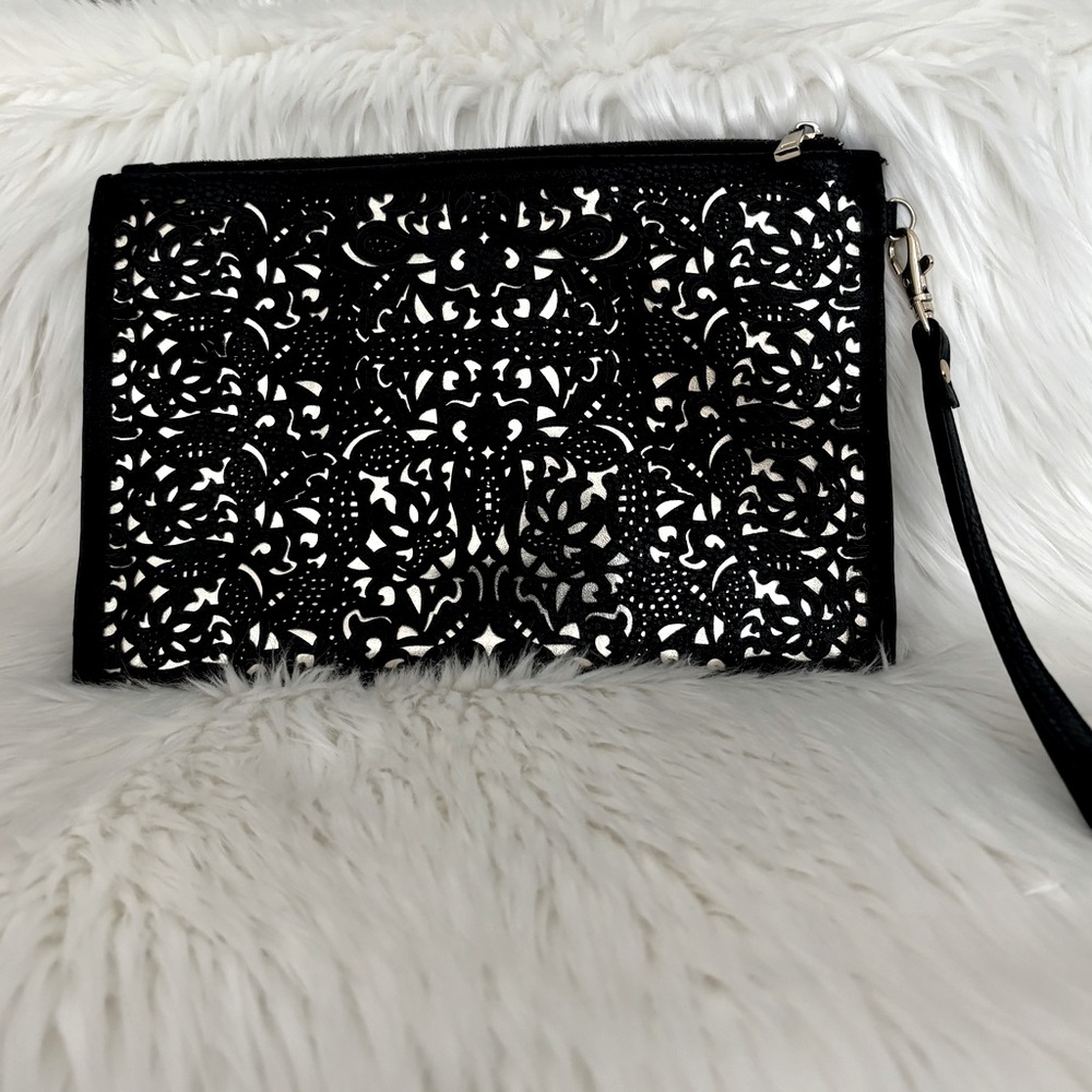NWOT Call it Spring Wristlet - Picture 6 of 7